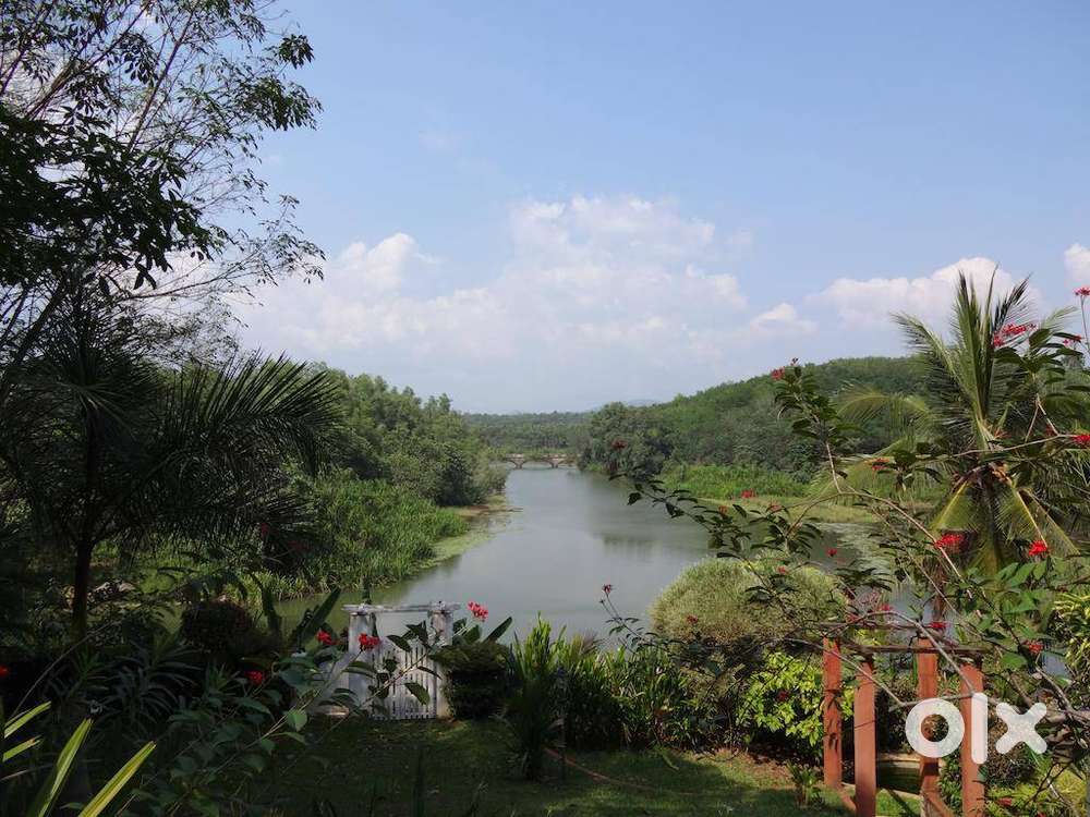 2 acres Waterfront property near Aruvikara Dam Reservoir
