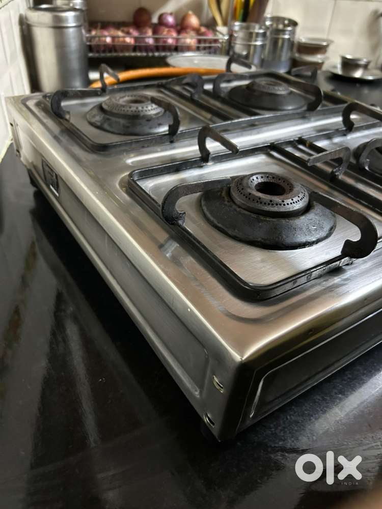 Gas Stove choola 2 yrs4 burner HEAVY STEEL SUN FLAME Working condition