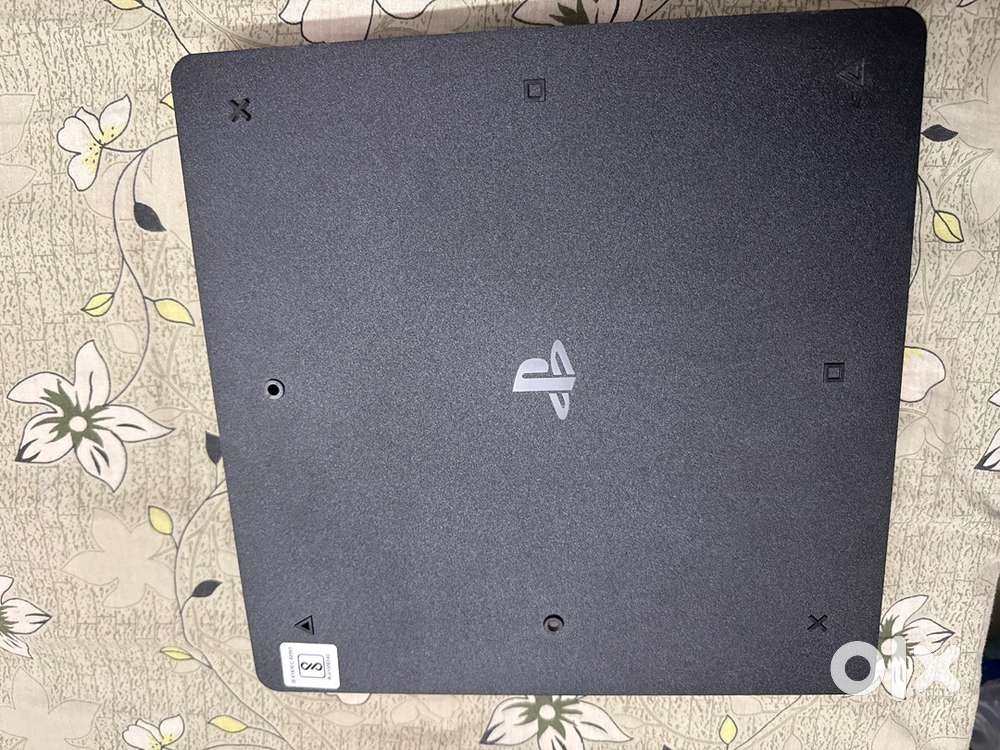 Play Station 4 Slim 1 Tb
