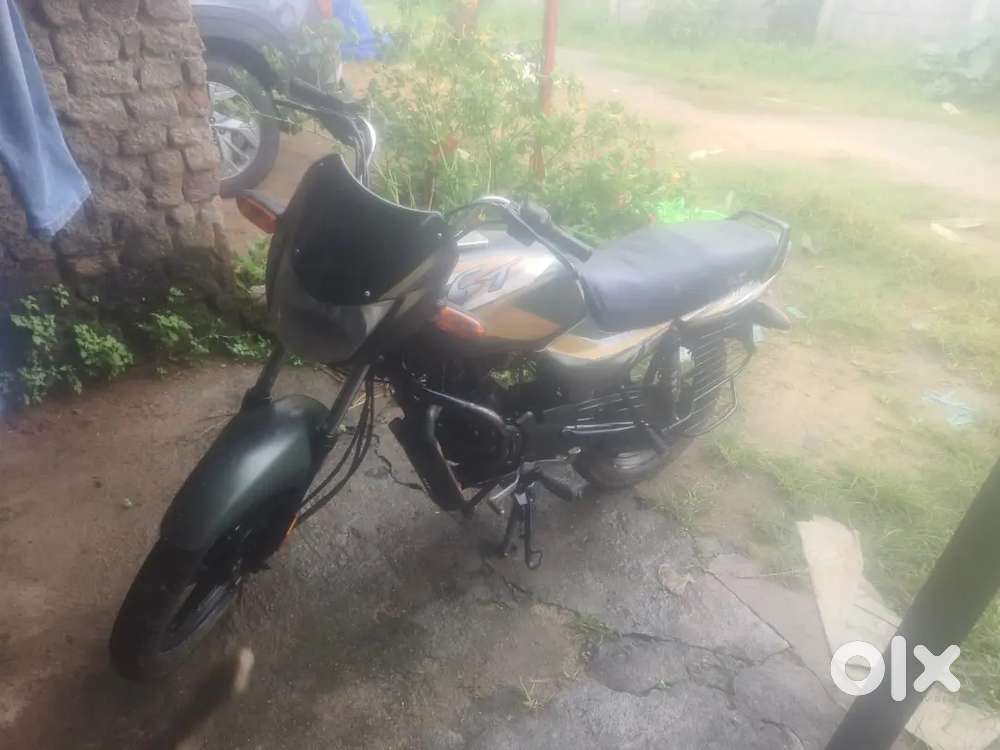 Bajaj ct 100