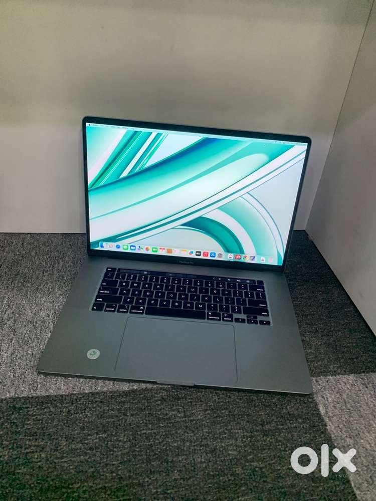 Apple MacBook Pro 2019 i9 32GB 512GB Warranty