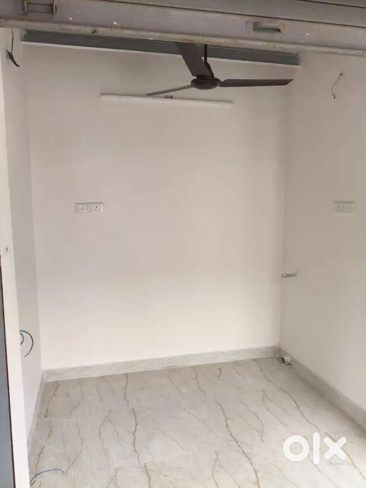Retail shop for Rent At R-Galleria Mall Kalyan-shil Road