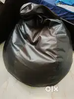 Been Bag leather and comfortable urgent sale