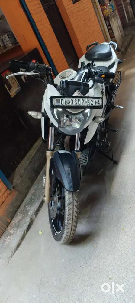 Apache rtr 200 4v