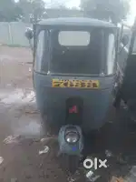 Loading rikshaw