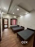 Pg for girls with and without food nearby sec 74 75 ind area 8b