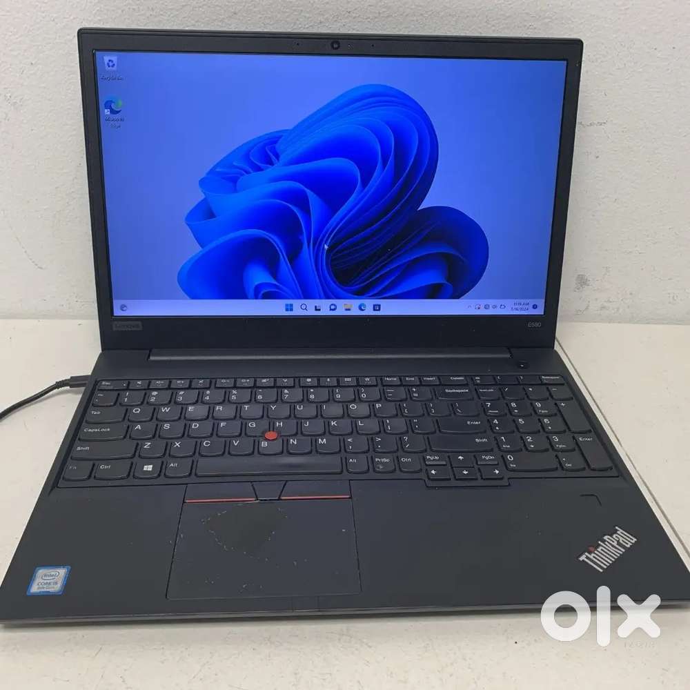 Lenovo E580 16/512 gb storage i7 8th generation 15.6 inch display