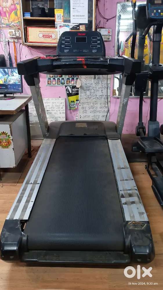 Fully comercial gym setup