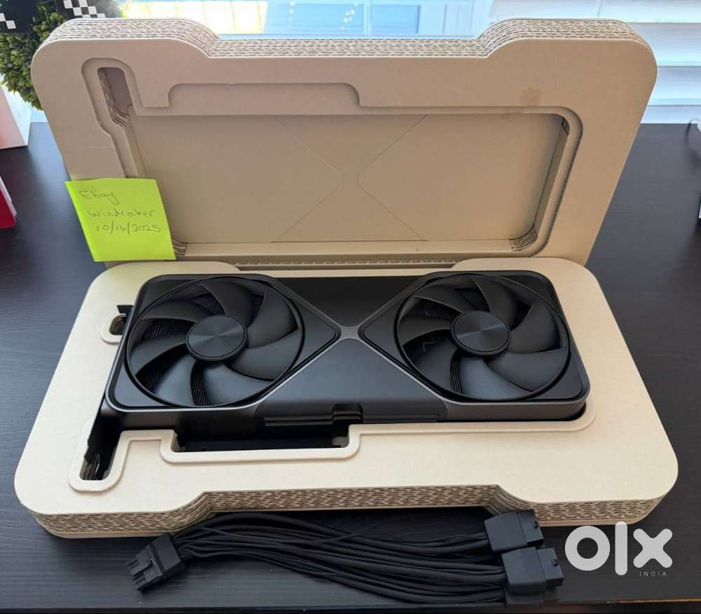 ORIGINAL NVIDIA GeForce RTX 5090 32GB Founders Edition NEW