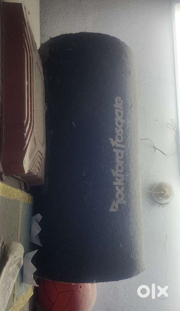 Woofer and sony amplifier for sale 6500 price..