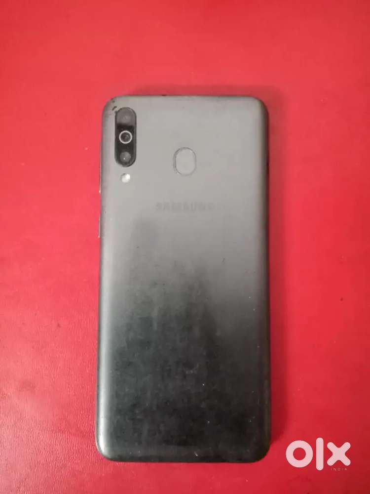 Samsung M30 on condition