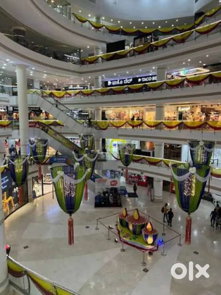 Interview open in mall