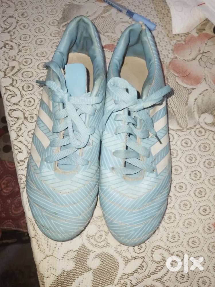 Football shoes