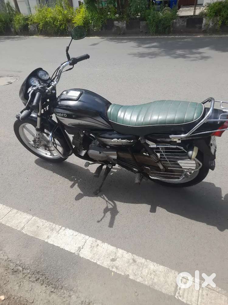 Excellent Condition Splendor Plus Black