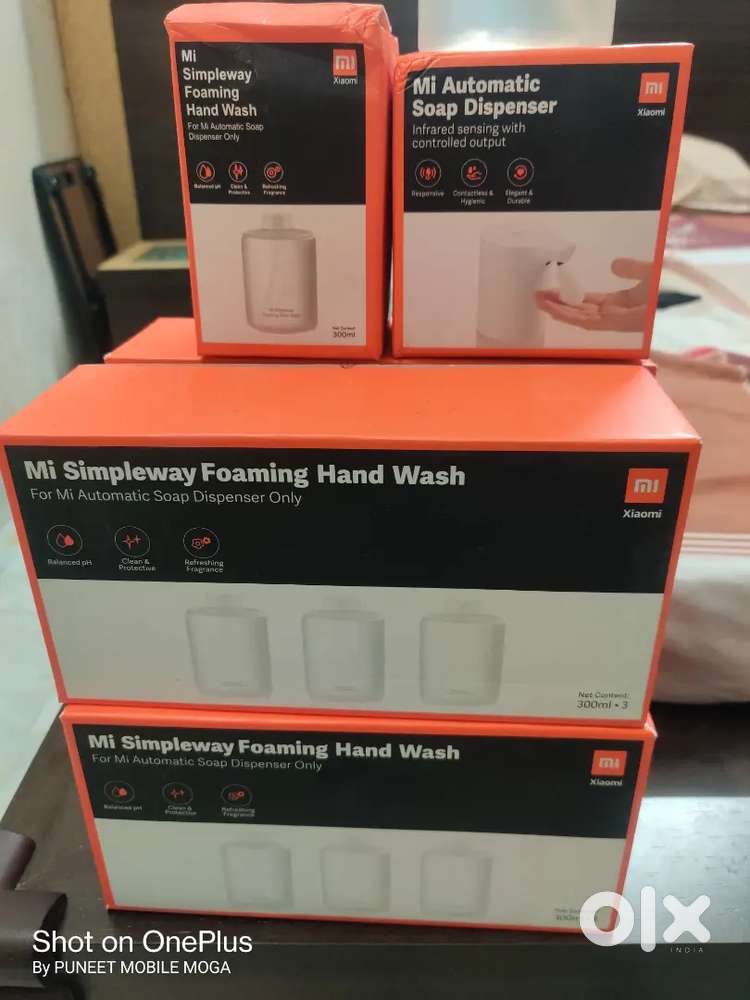 Mi automatic handwash with 14 bottles