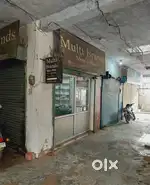 Shop Rent ke liye available hai..sab kuch well furnished hai