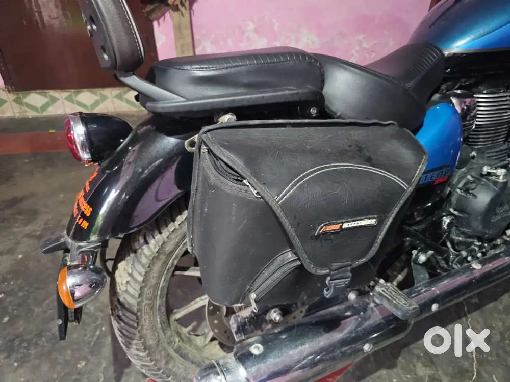 Royal Enfield 350 classic bullet