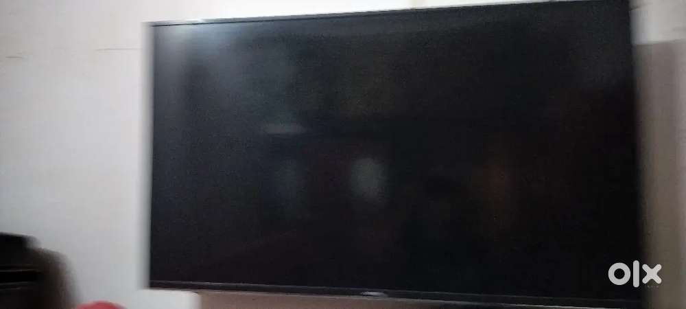 43 inches led tv with hd quality is at sale now grab the offer