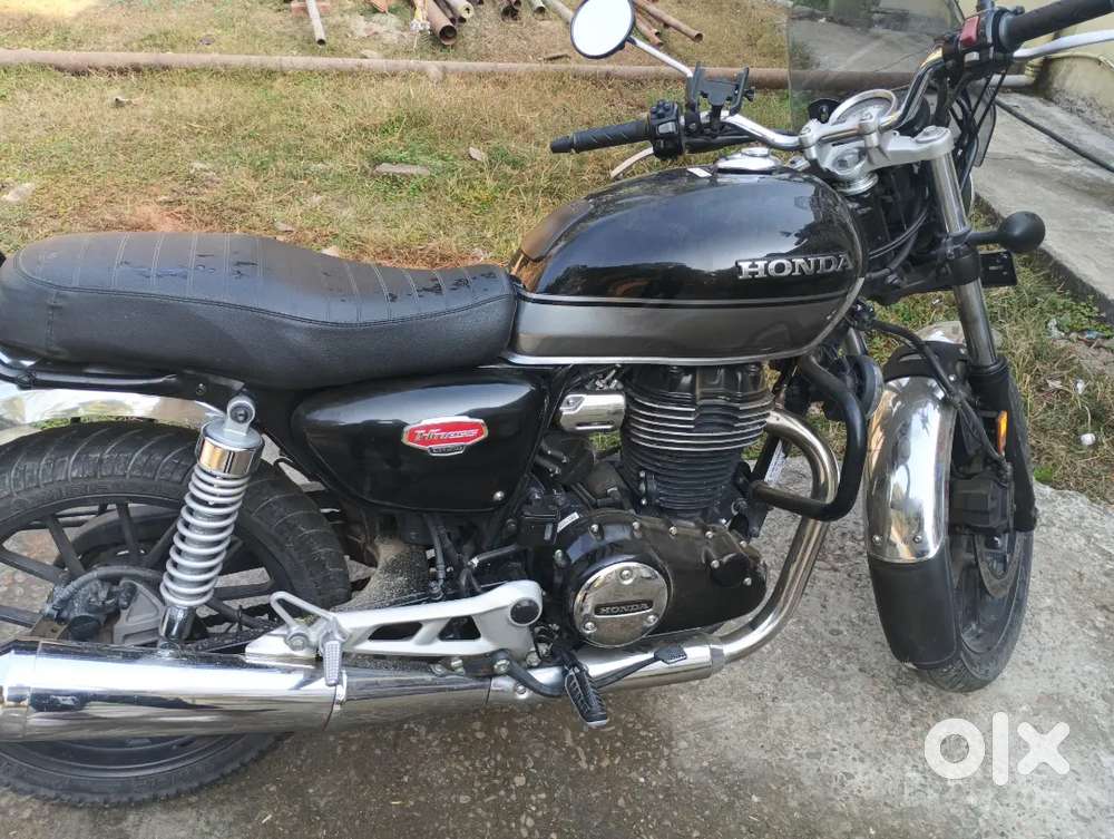 Honda highness 350 cc best condition without a single scratch