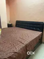 Queen size bed with Storage