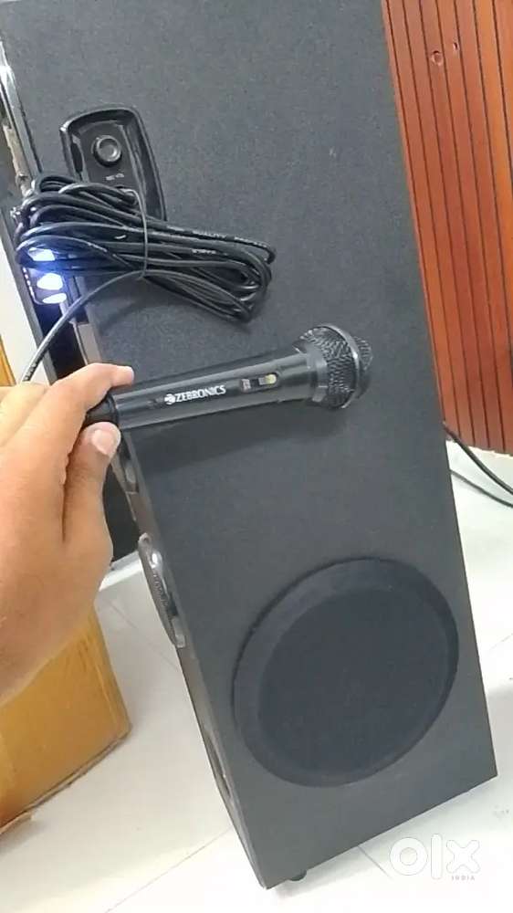 Bluetooth karaoke Speaker