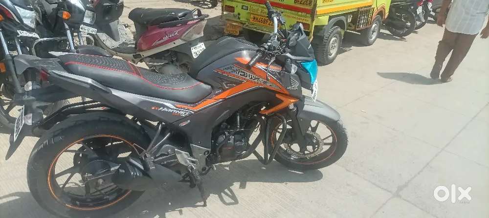 Honda hornet 160R good condition no time pass fix rate