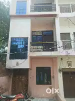 Ghar bech rhe hai