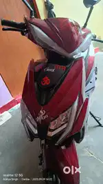 Battery scooty hai only 500 km chali hai aur ek bar charge par 50 km