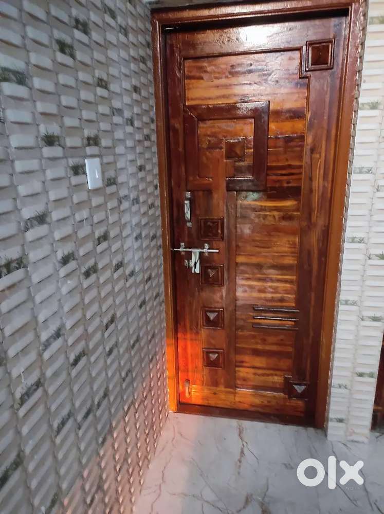 Two flats are suppose to vaccant in next month.