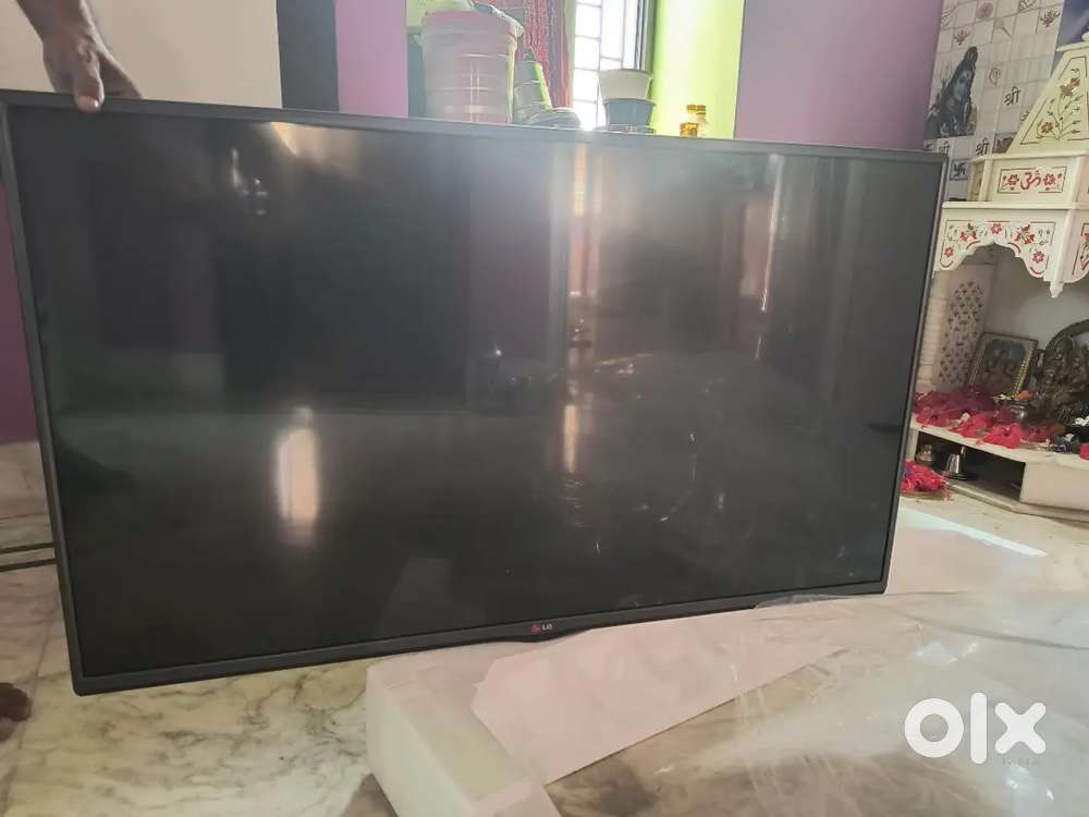 43 LED LG TV for sell