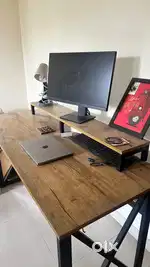 Superb quality 1 year old computer table