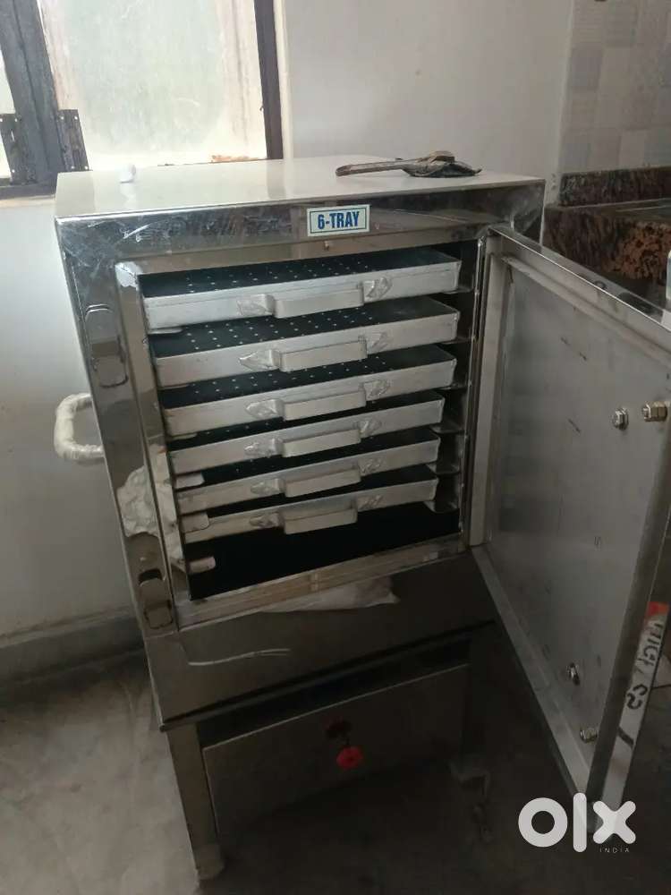 Commercial momo and vegetable steamer machine.
