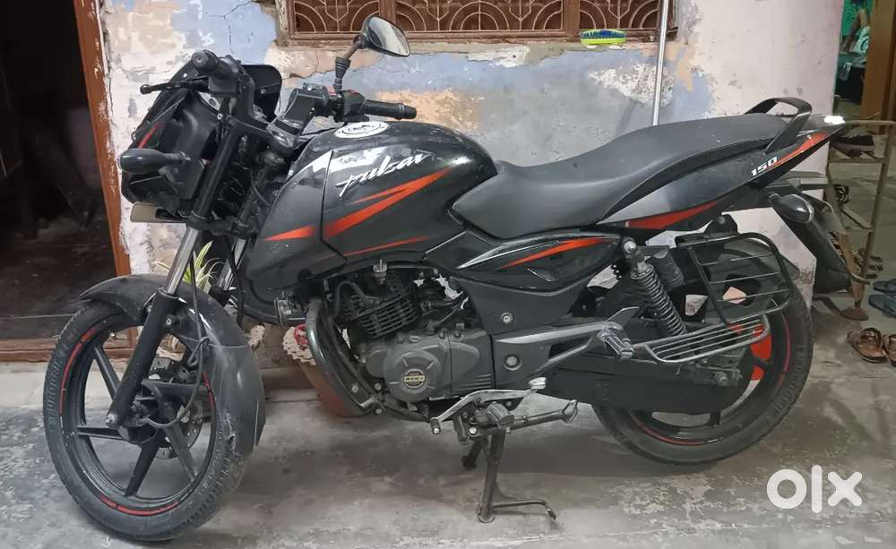 Pulsar 150