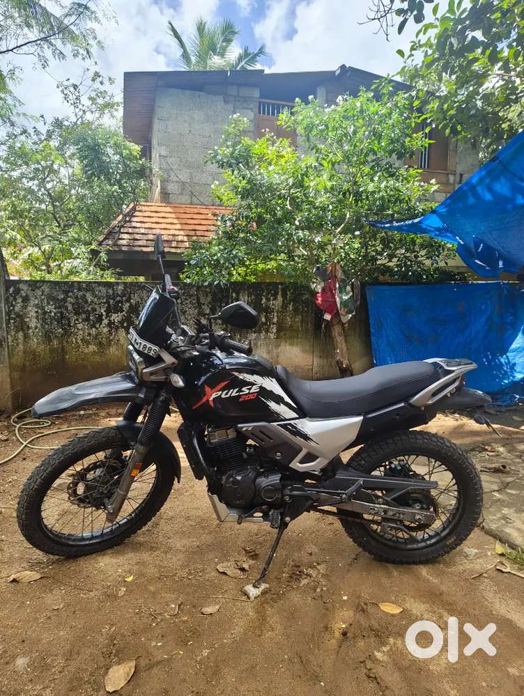 Hero xpulse 200 ,2021model  new battery new tyre new chain spoket
