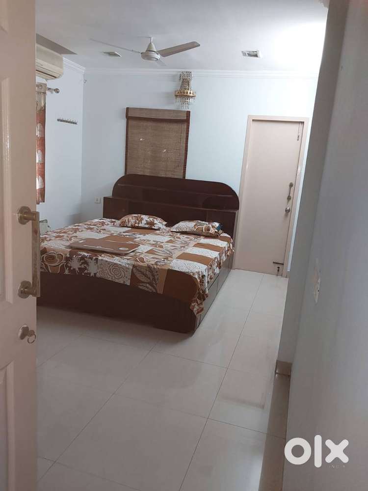 Furnished Flat, Anna Nagar, 12500 Sft, 2 BHK, Rent 55000