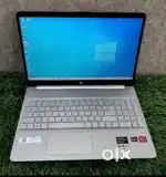 HP LAPTOP 8 GP RAM 256 GP SSD WIFI WEBCAM AMD RYZEN 3PROCESSOR WINDOWS