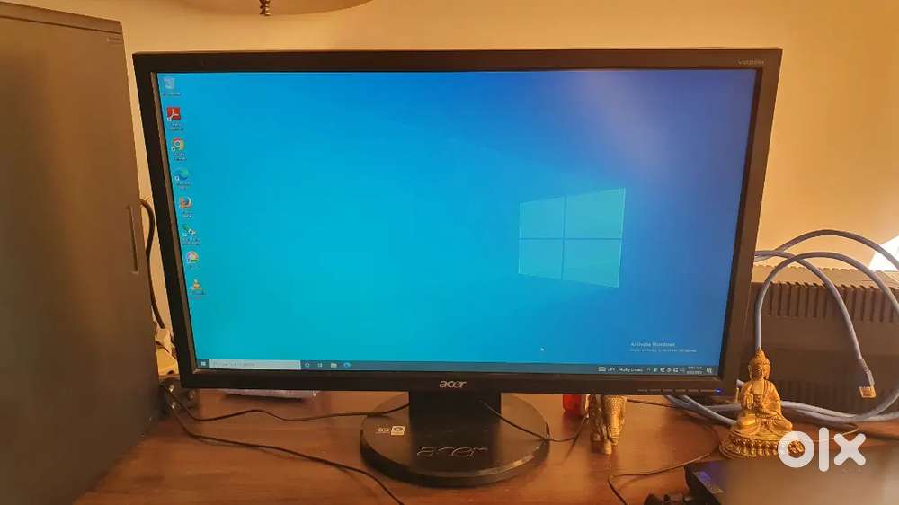 Acer 23 inch full HD monitor + wifi repeater + Artis UPS