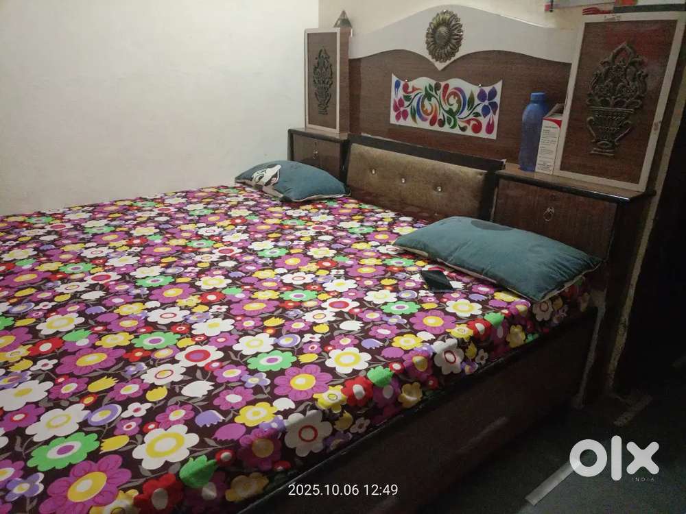 Double bed