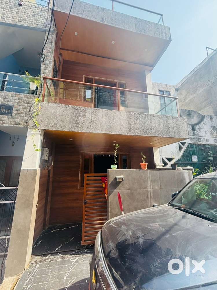 Prime Location – 2.5 Floor House Near Airport (Only 2 km)