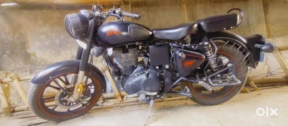 Royal Enfield Met black edition