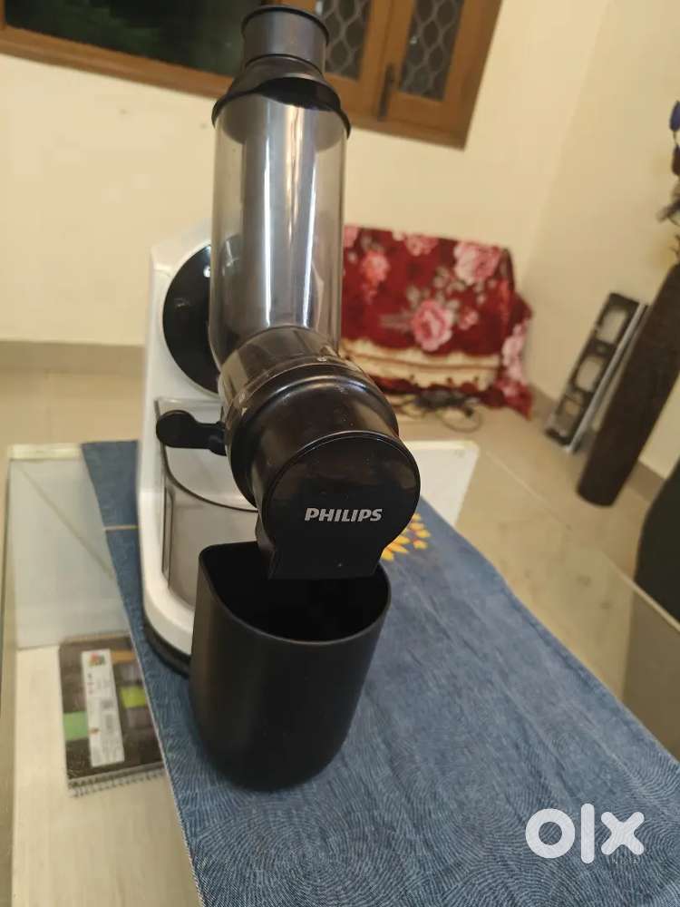 Philips masticating slow juicer