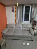 Selling Muebles 3 seater sofa