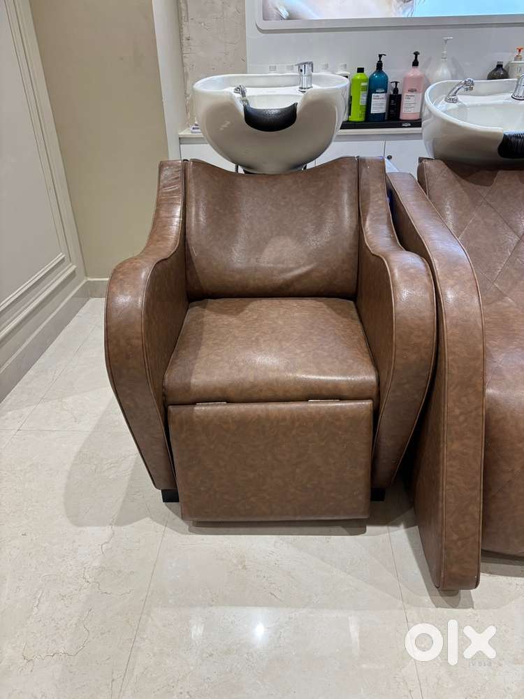 Brand new shampoo chair for sale