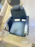 Ikonic Salon chair