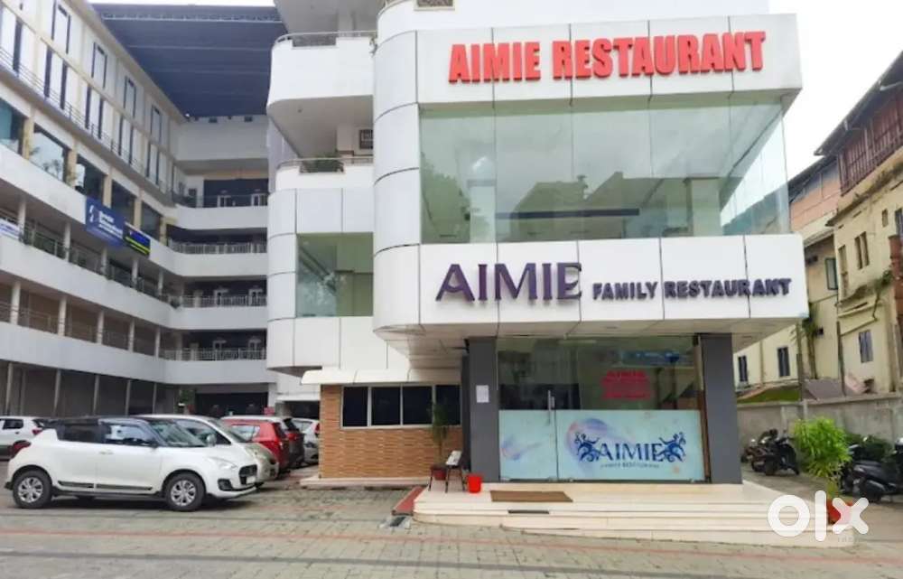 Waiters Wanted – Immediate Joining (Pala)