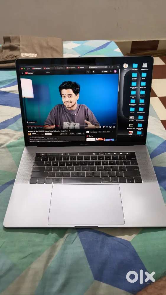 Macbook Pro 2019 15 inch i9, 16gb Ram 512GB SSD