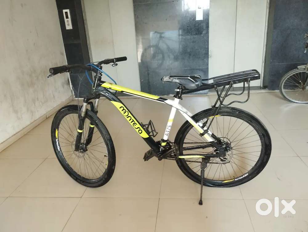 Cycle in good condition and billi also.