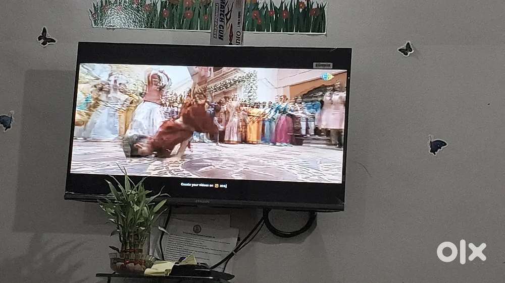 Tv urgent sale TCL Tv EMERGENCY SALE