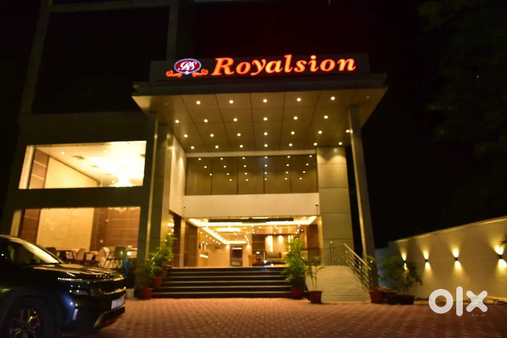 URGENT REQUIREMENT FOR RECEPTIONIST