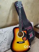 Semi automatic Guitar - 4 yr old single use just like new